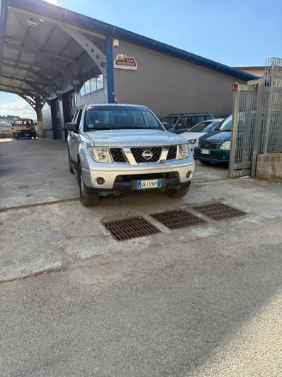NISSAN NAVARA 170CV