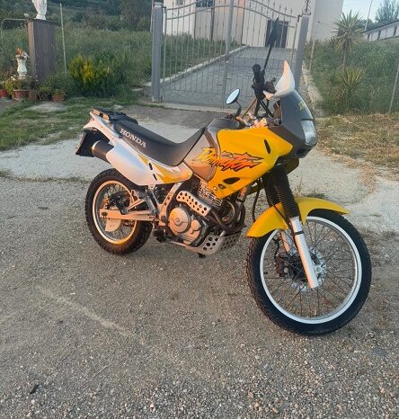 HONDA 650 NX DOMINATOR