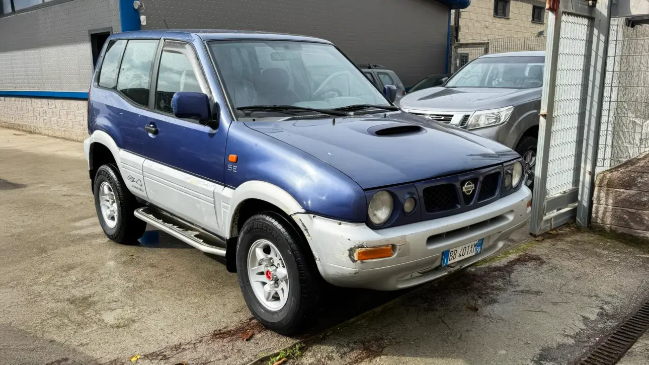 Nissan Terrano II